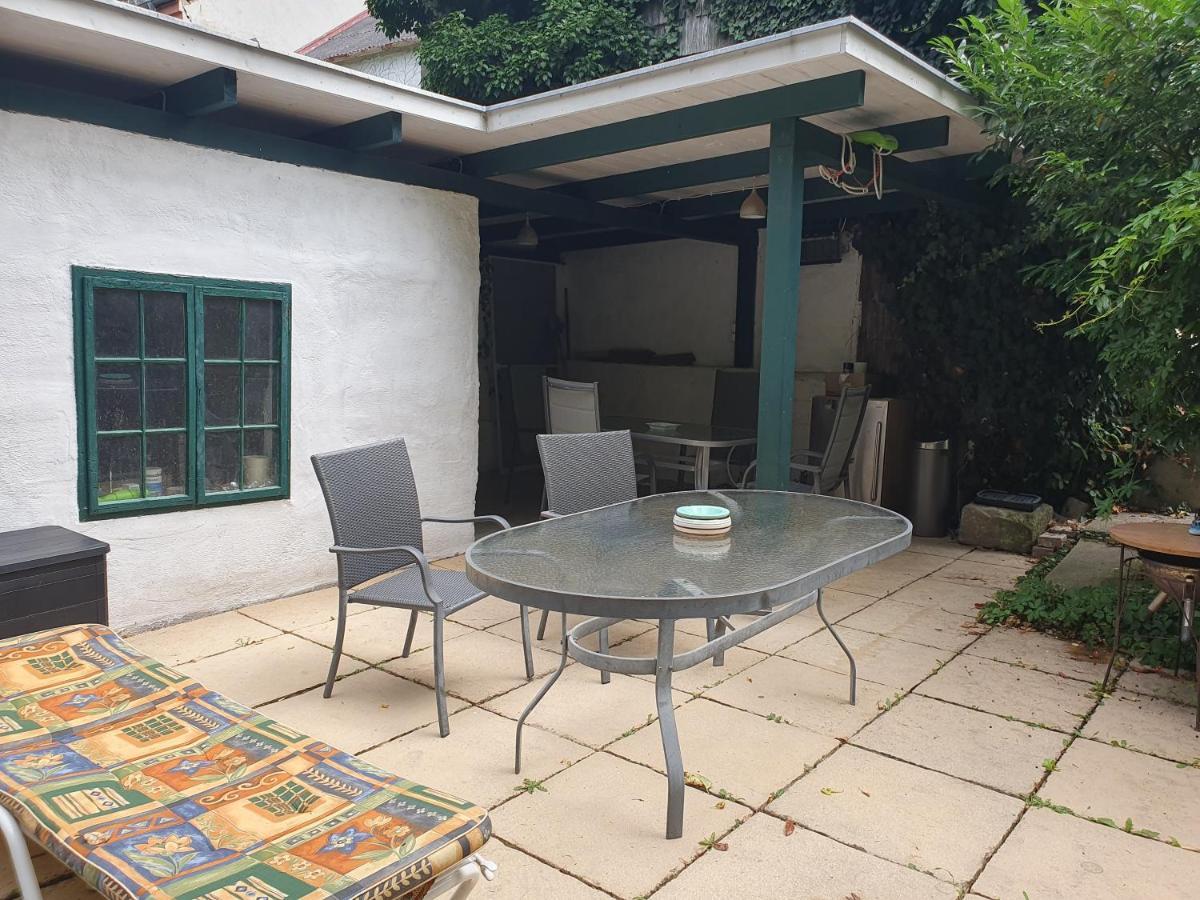 Charmantes Haus Mit Terrasse Und Grossem Garten Langenzersdorf Eksteriør billede